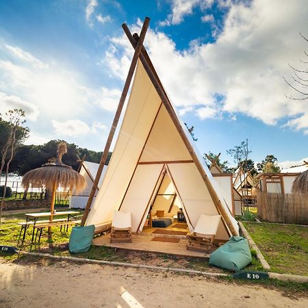 ホテル Kampaoh タリファ エクステリア 写真